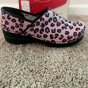 Sanita pink and black leopard print EU size  38 US size 8